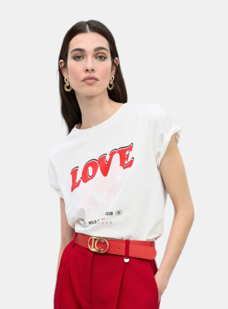 CAMISETA LOVE LEO