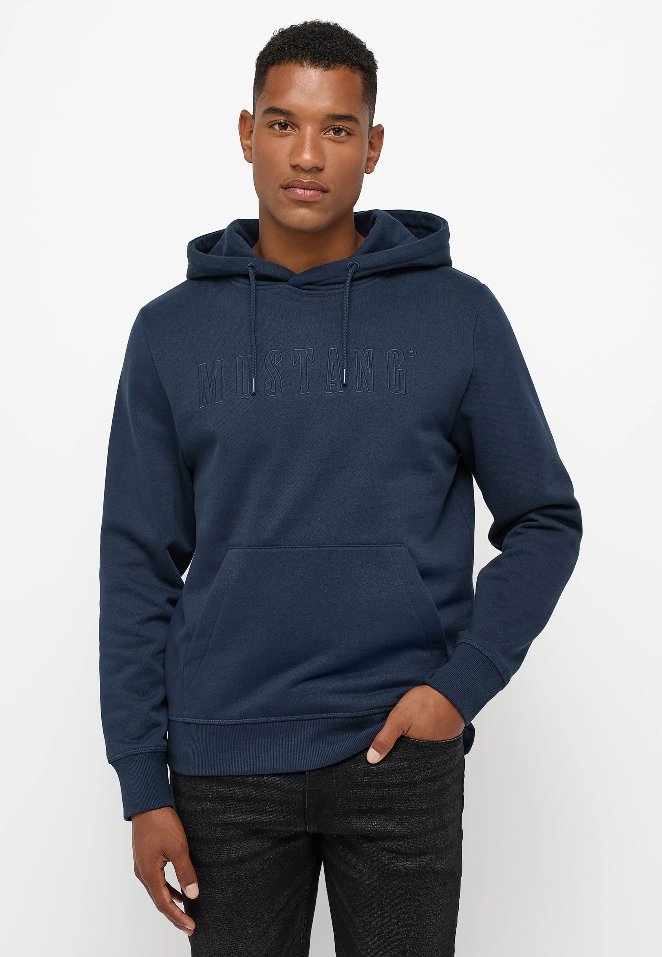 SUDADERA CON CAPUCHA